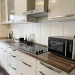 Daire Easy To Duesseldorf Messe, 2-bedroom With Kitchen And Garden