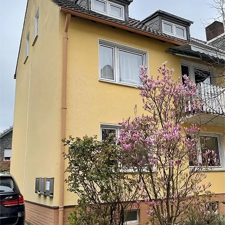 Easy To Duesseldorf Messe, 2-bedroom With Kitchen And Garden * Дуйсбург
