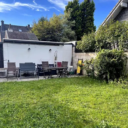 Easy To Duesseldorf Messe, 2-bedroom With Kitchen And Garden *