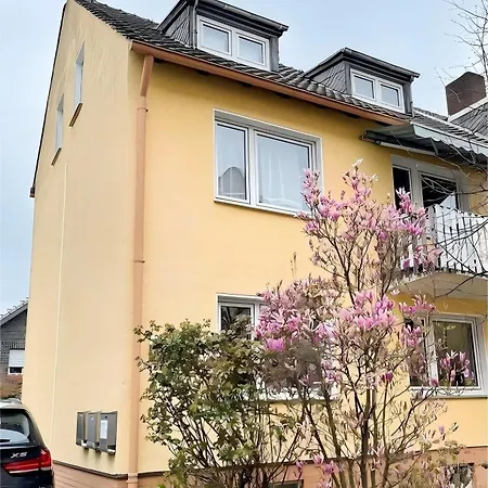 Daire Easy To Duesseldorf Messe, 2-bedroom With Kitchen And Garden *
